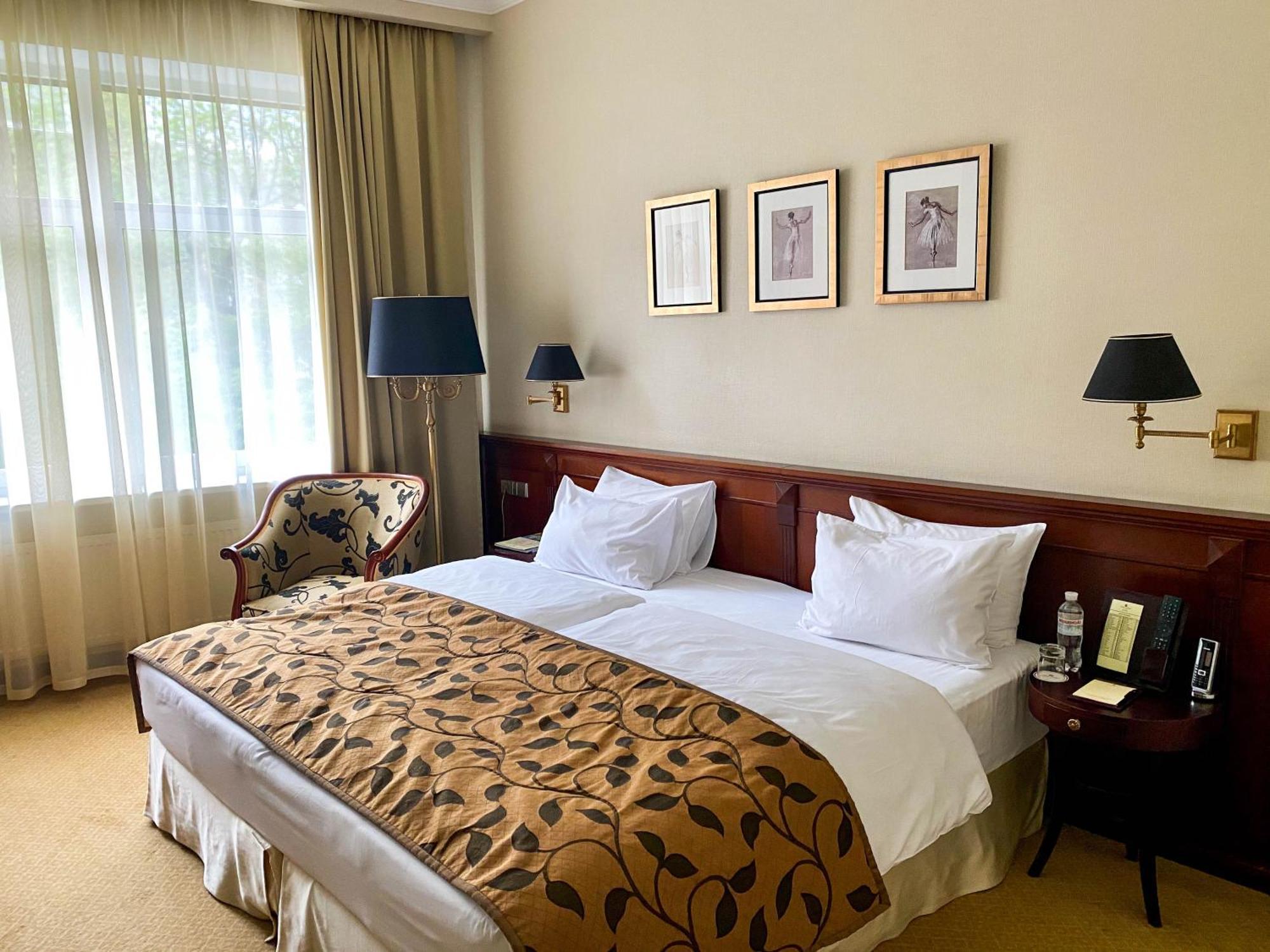 Opera - The Leading Of The World Hotel Kiew