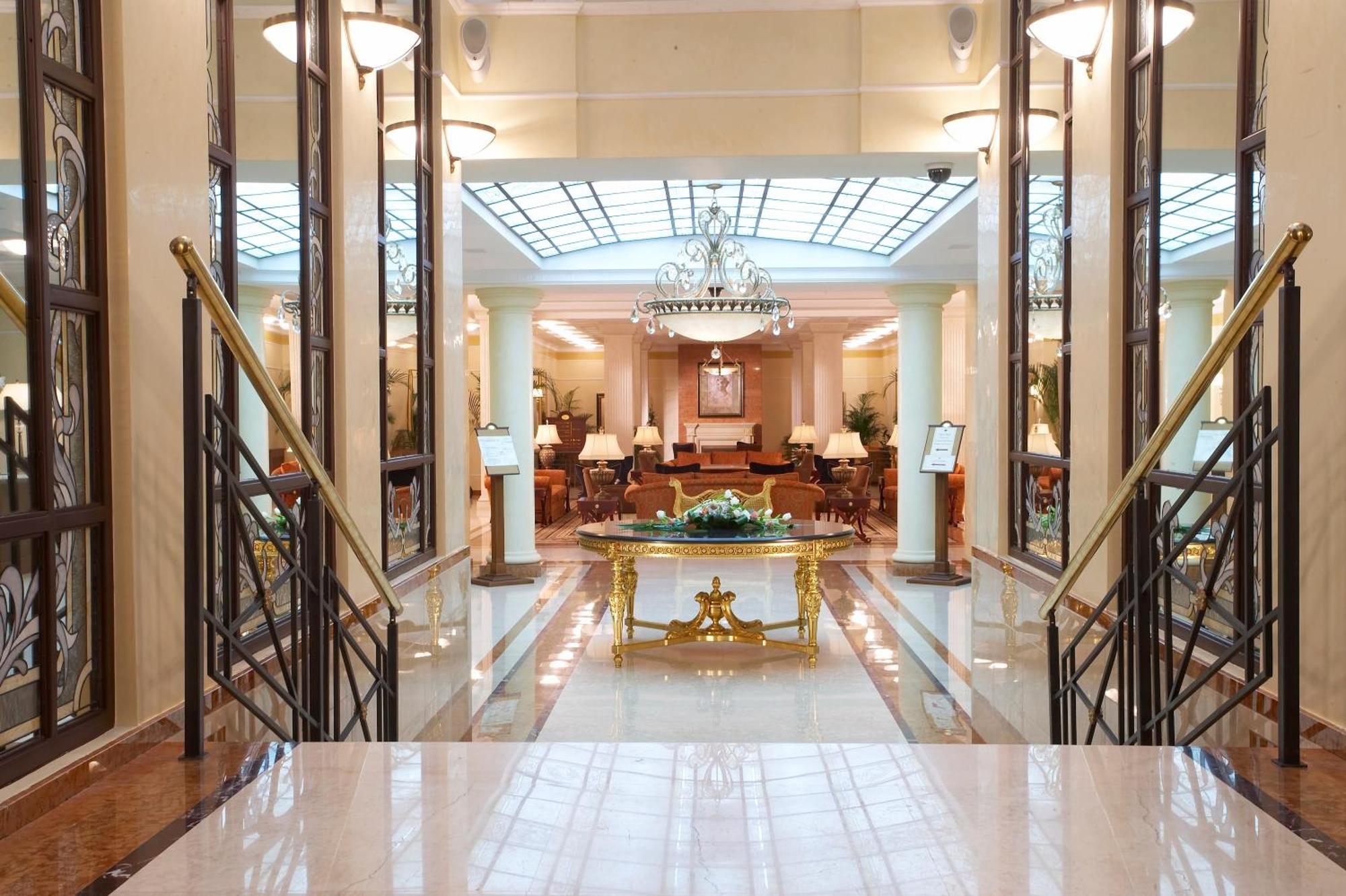 Otel Opera - The Leading Of The World Kiev