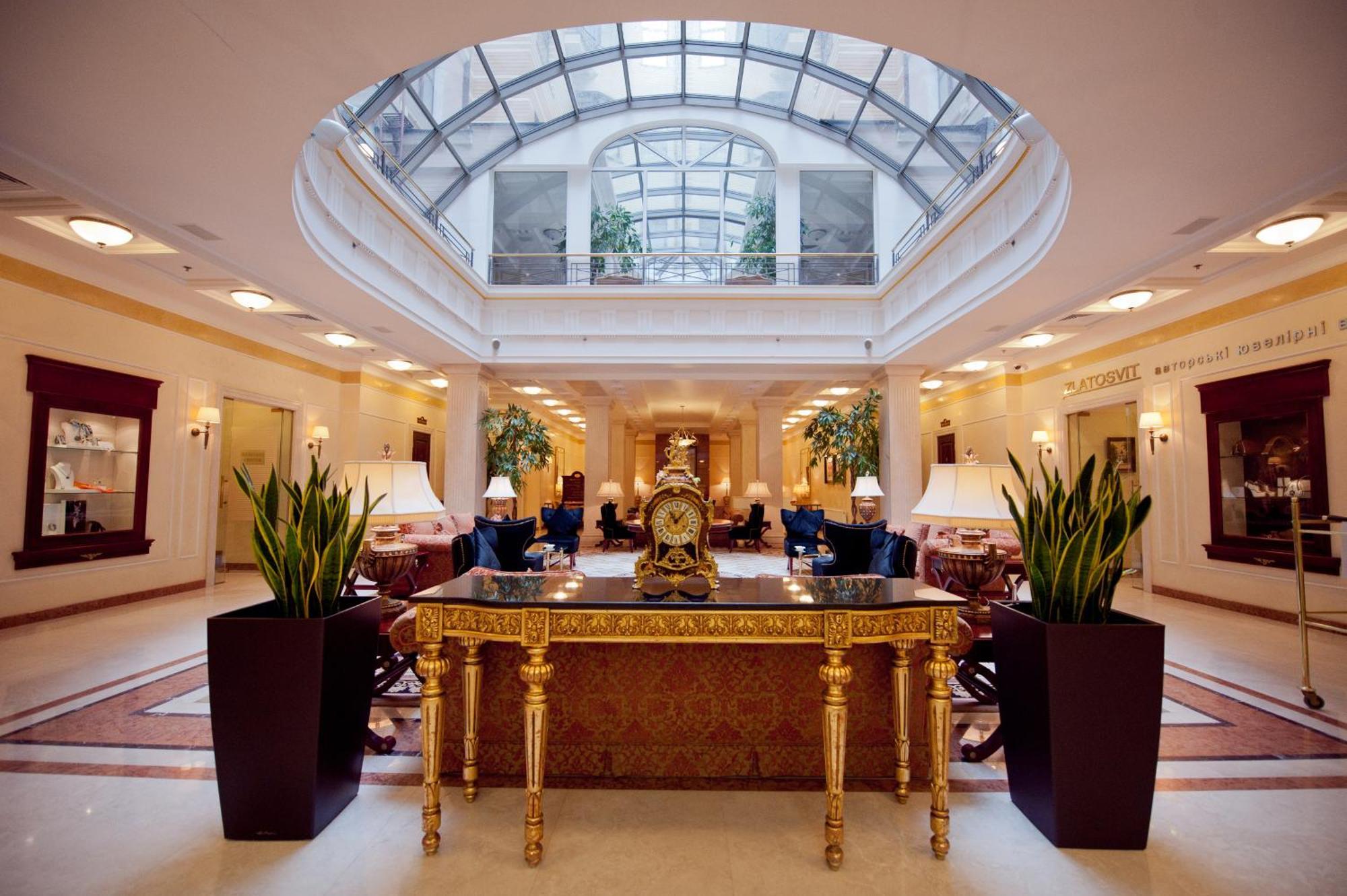 Отель опера - The Leading Of The World 5*